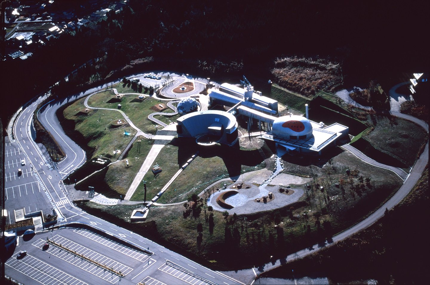 🖼️ 노토지마 유리 미술관(노토지마 가라스 비주쓰칸) 이미지 7